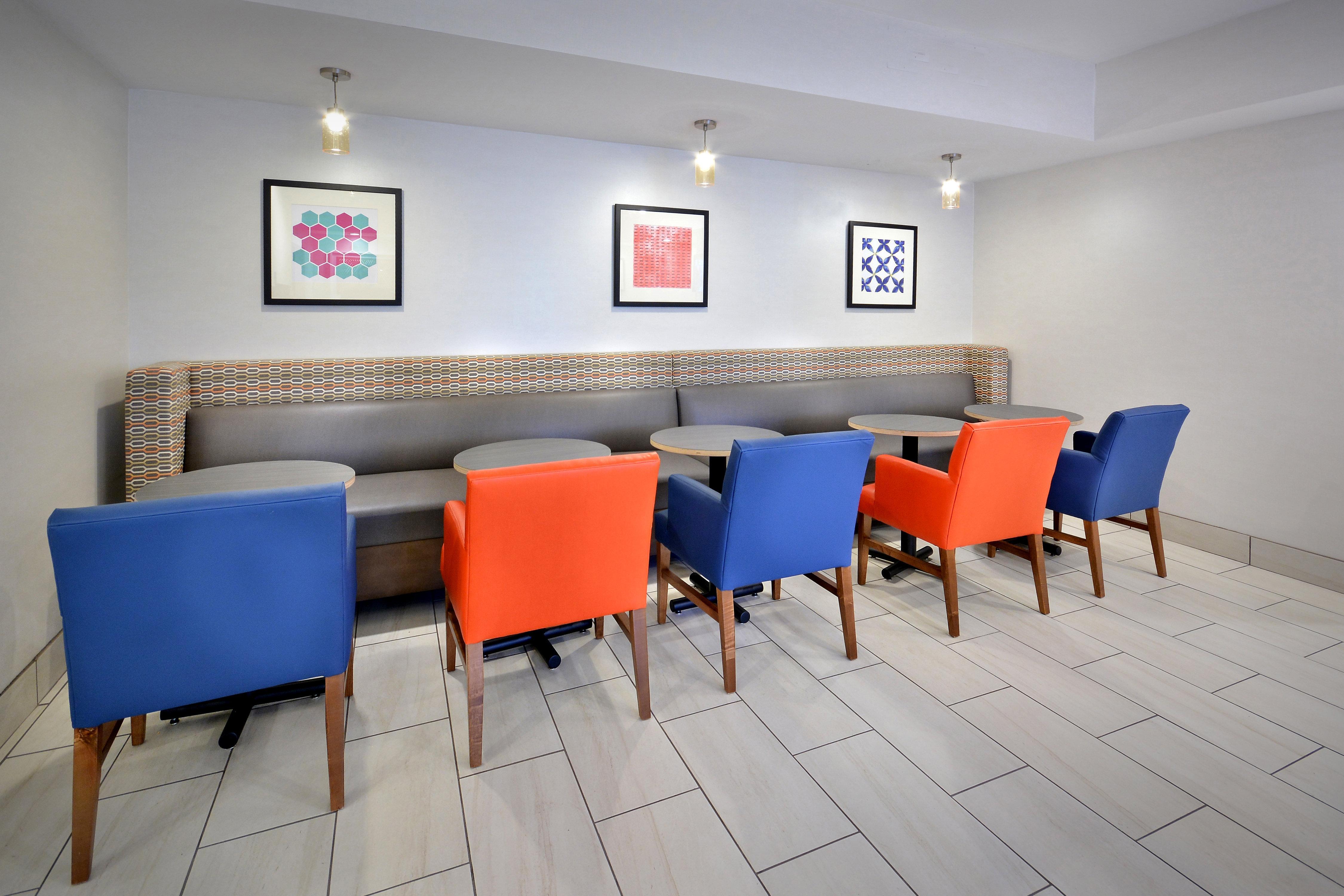 Holiday Inn Express Durham By Ihg Esterno foto