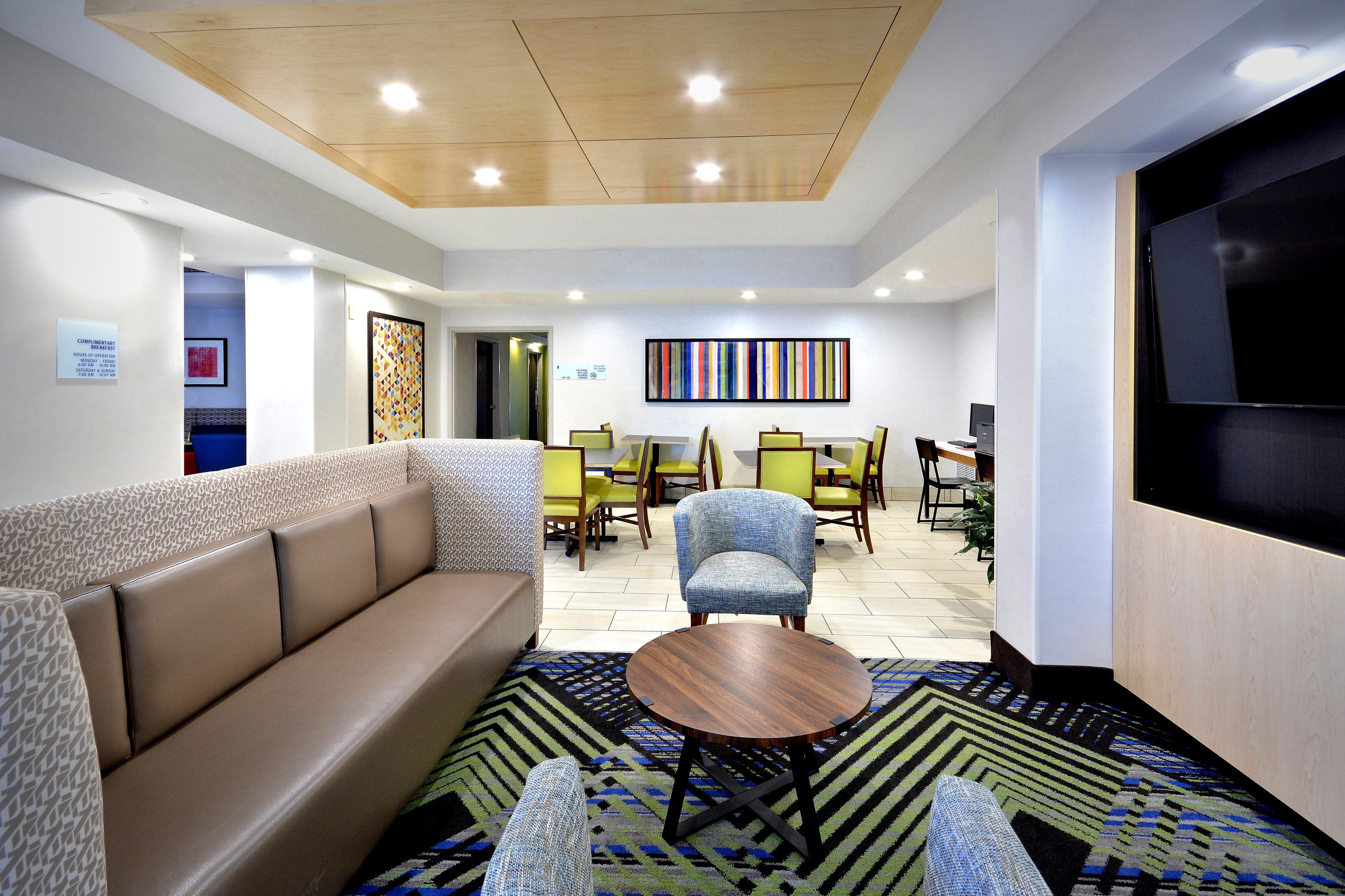 Holiday Inn Express Durham By Ihg Esterno foto